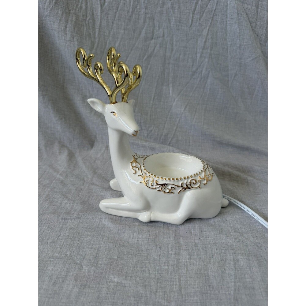 2015 Retired Scentsy Holiday Reindeer Christmas Warmer White w/ Gold Antlers